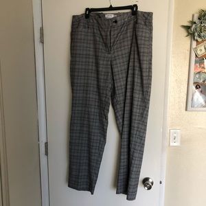 Calvin Klein Women’s Modern Fit Dress Pants